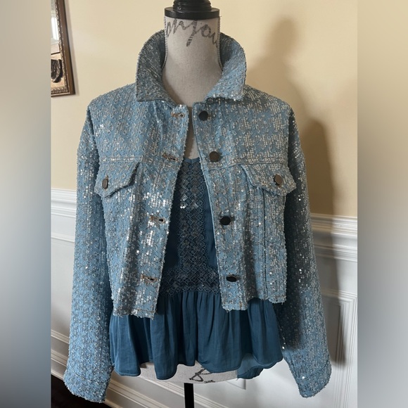Oversized-Raw edge hem, Sequins Denim/Jeans cropped-Long sleeves Stretch Jacket. - Picture 15 of 16